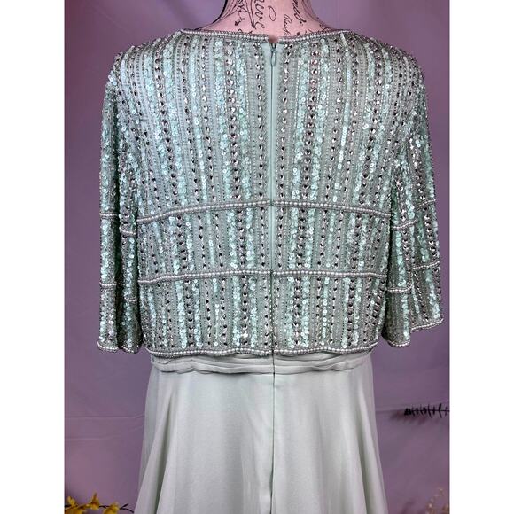 Mac Duggal  Green Chiffon Gown w/ Fully Beaded 3/4 Sleeves Size 16 - Picture 15 of 16